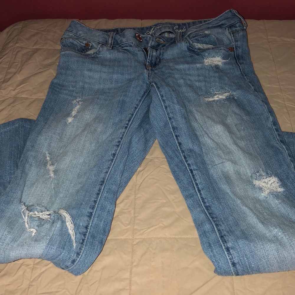 Super cute American Eagle Jeans Favorite Boyfriend